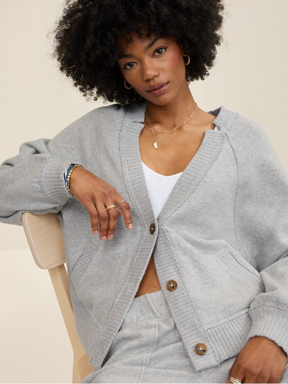 LIKE NEW AERIE Beyond Cropped Light Gray Button-Front Women's Cardigan